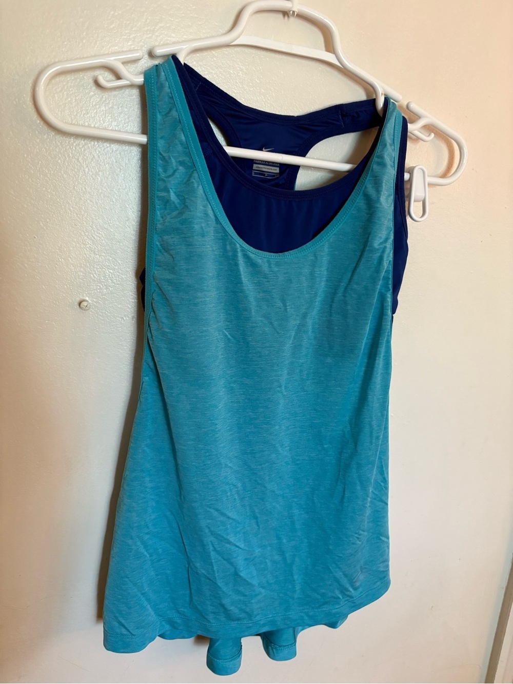 Nike Dri fit running Tank Top w built in sports bra Teal and Navy size small